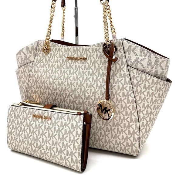 Michael Kors Large Jet Set Travel Chain Shoulder Bag & Double Zip Wallet Vanilla - Picture 1 of 15